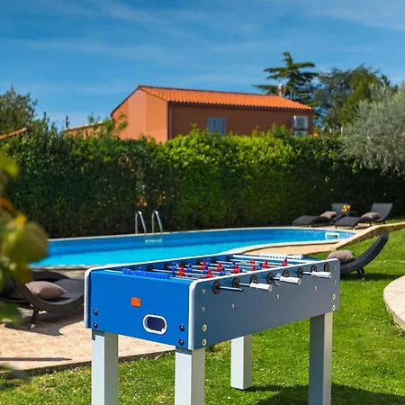 Mutila Nyaraló Medulin